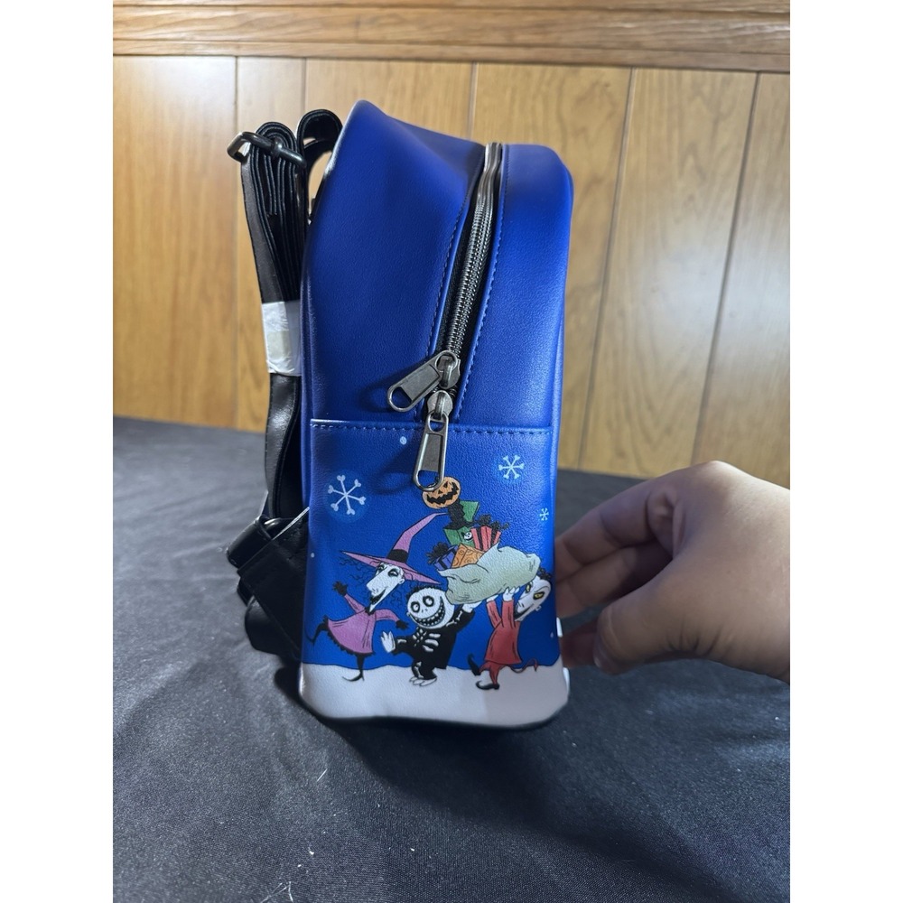 Nightmare Before Christmas LOUNGEFLY mini backpack NWT - Picture 4 of 5